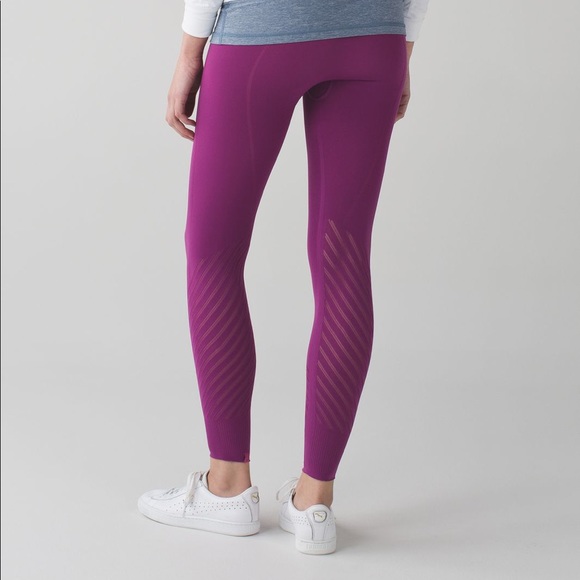 lululemon athletica Pants - {Lululemon} Enlighten Tight